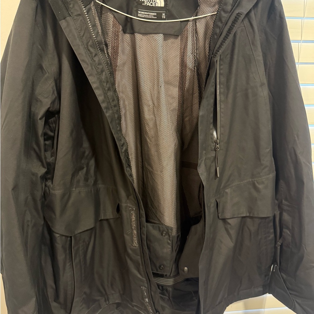 The North Face Women’s Antora Rain Jacket